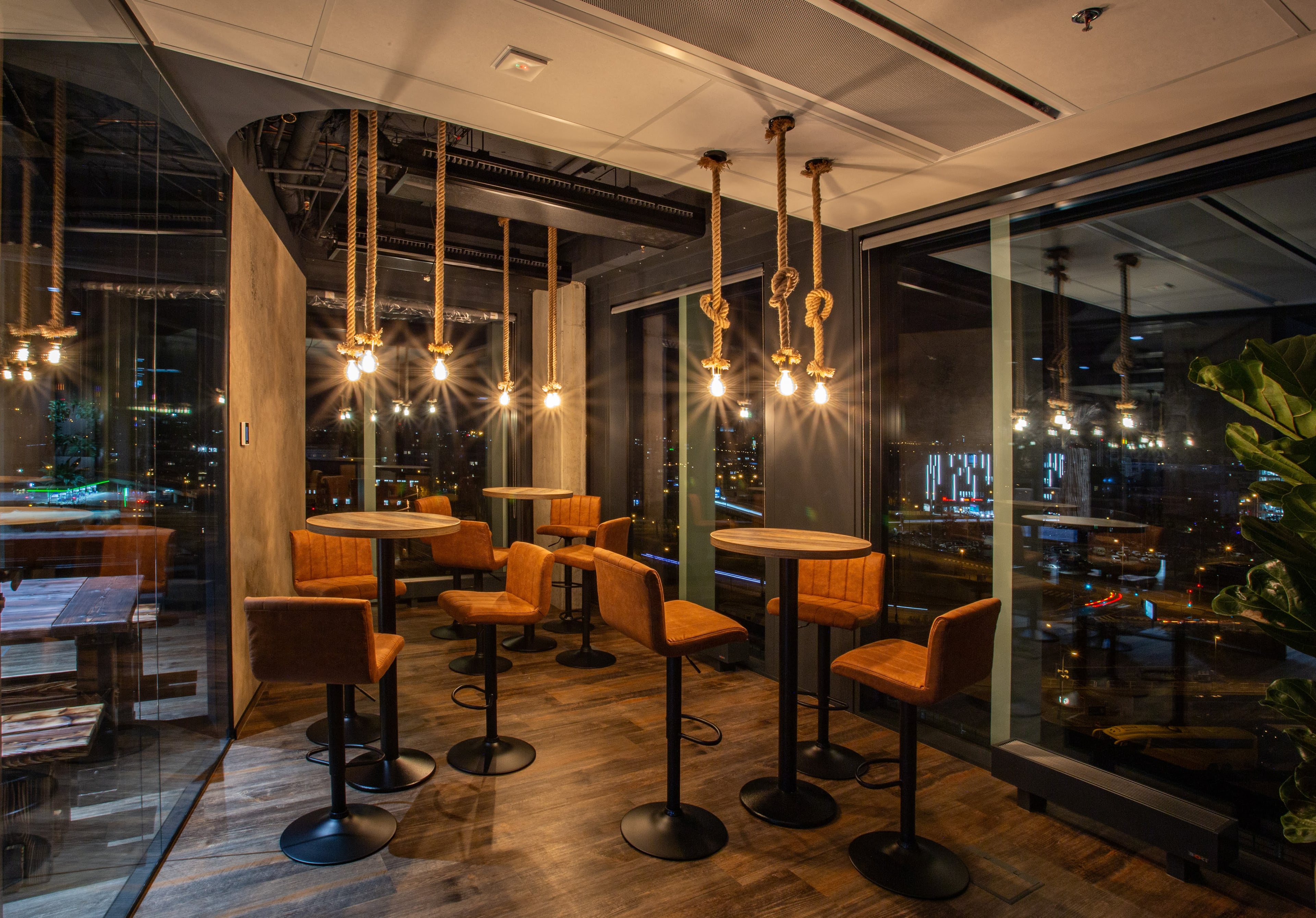 Rekonstrukce kanceláře pro Oddin.gg – obrázek 10