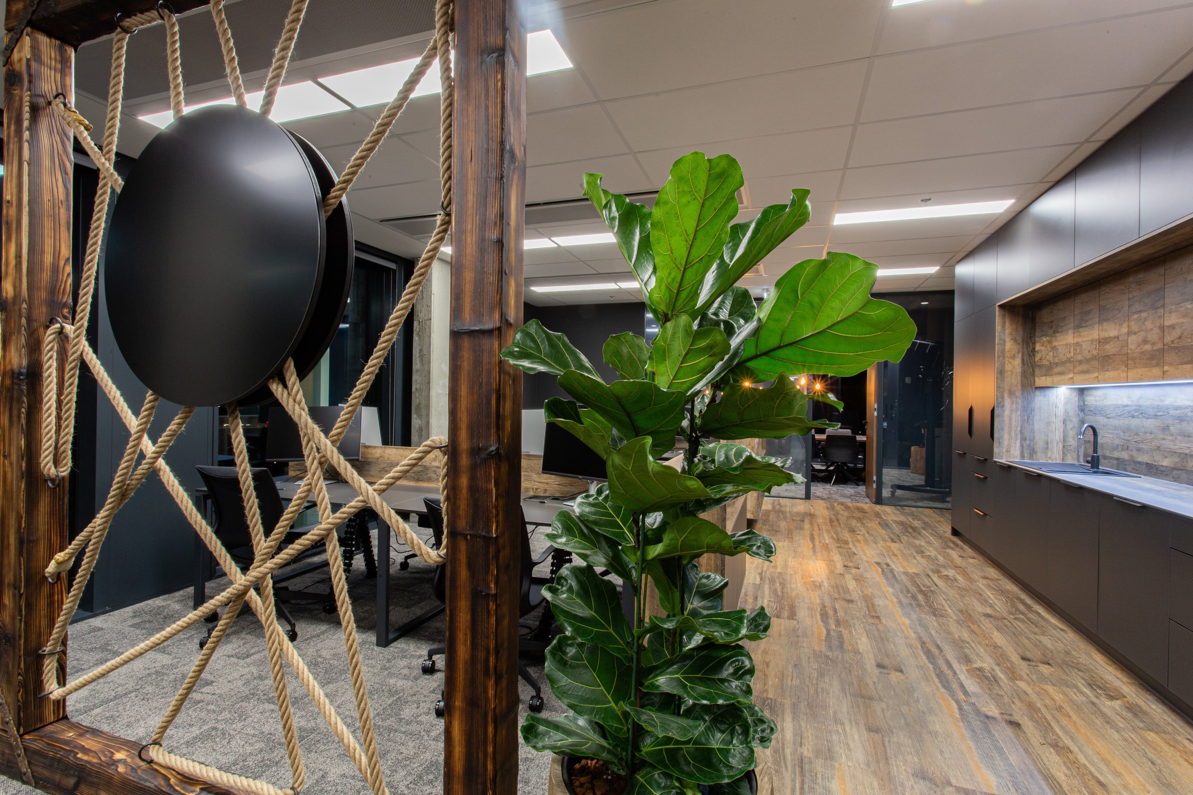 Rekonstrukce kanceláře pro Oddin.gg – obrázek 16